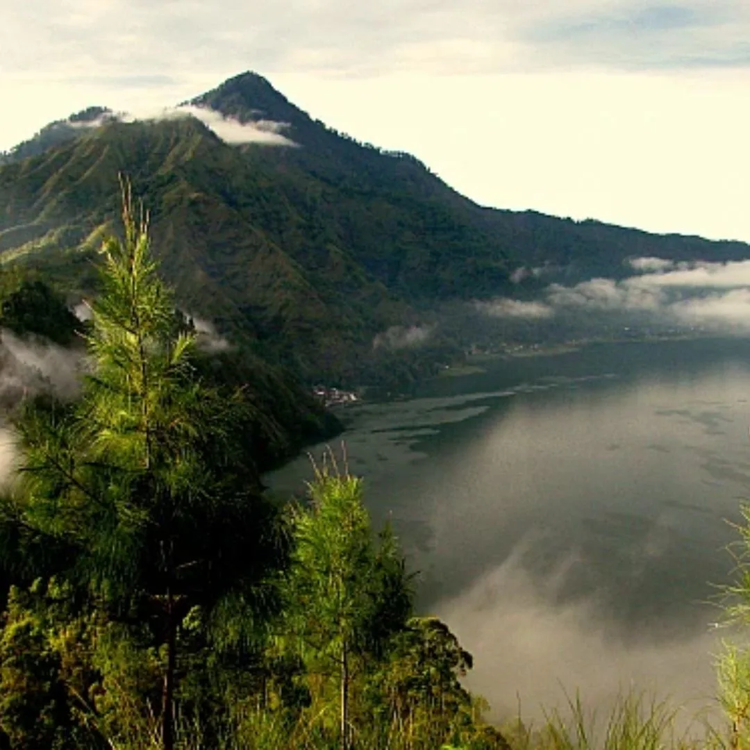 Excursion à Bali : ascension du mont Abang au lever du soleil