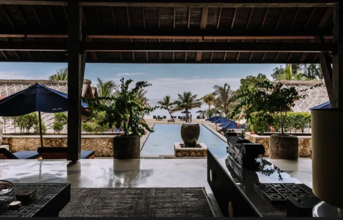 MENO HOUSE - VIEW (3)