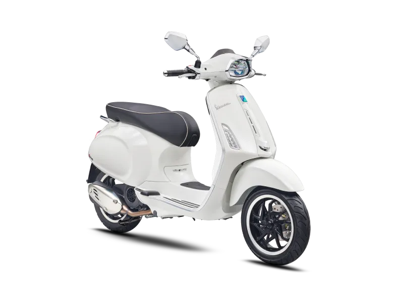 location vespa sprint white innocente180 cc 2026 in Bali